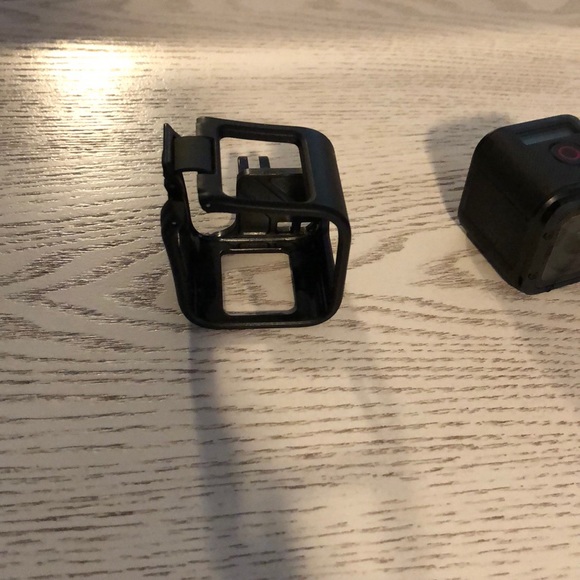 Go pro Hero Session - Picture 2 of 4